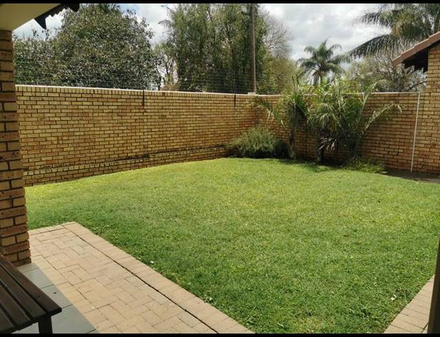 3 BEDROOM TOWNHOUSE FOR SALE IN MONTANA